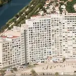 Seafront With Air Conditioner Apartament